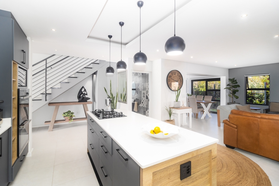 4 Bedroom Property for Sale in Tara Western Cape